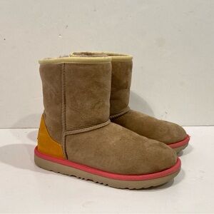 UGG Kids Classic Short II Short Boot Tan Orange Pink Size 3